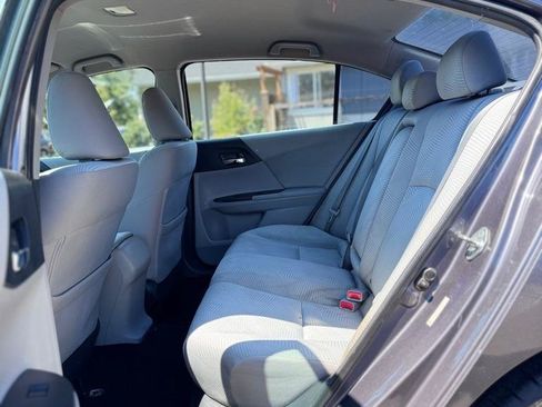 Used 2014 Honda Accord LX image 17