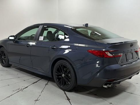 New 2026 Toyota Camry SE image 7