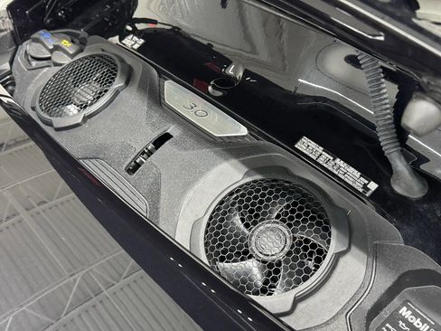 Used 2025 Porsche 911 Carrera image 33