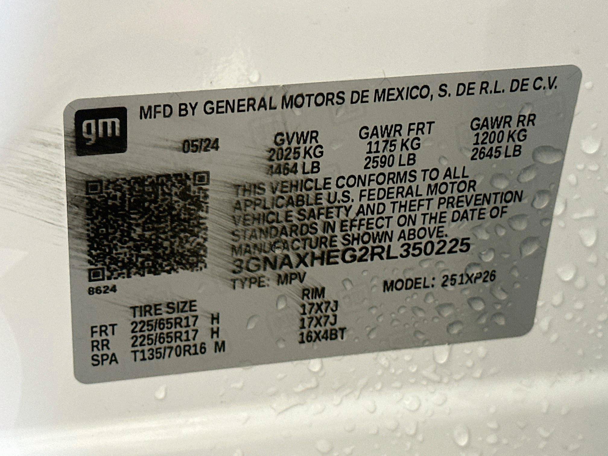 Used 2024 Chevrolet Equinox LS FWD image 12