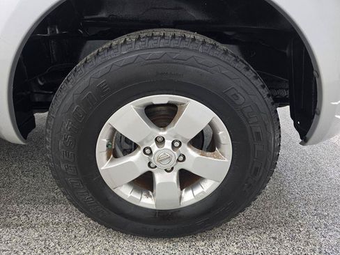 Used 2012 Nissan Frontier SV RWD image 29