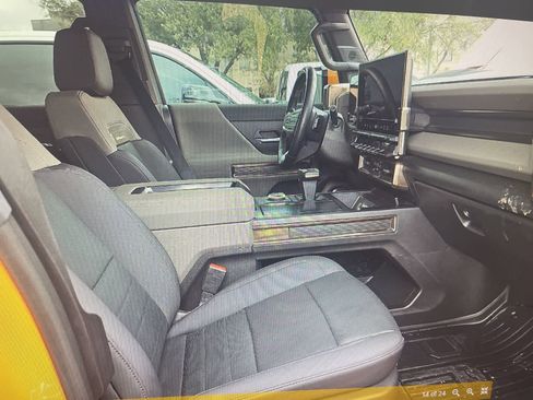 Used 2024 GMC Hummer EV 3X image 11