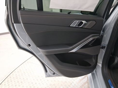 New 2026 BMW X6 xDrive40i w/ Executive Package image 28