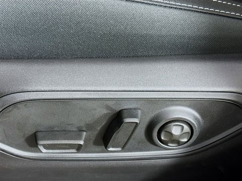 New 2025 Jeep Grand Cherokee L Laredo image 20