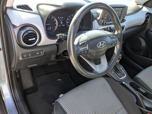 Used 2018 Hyundai Kona SEL w/ SEL Tech Package 02 image 16