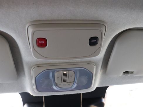 Used 2025 RAM ProMaster 2500 w/ Convenience Group image 41