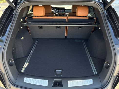 New 2026 Cadillac XT5 Premium Luxury image 11