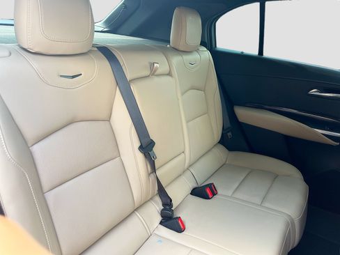 Used 2024 Cadillac XT4 Premium Luxury w/ Technology Package FWD image 29