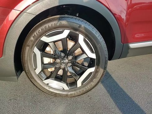 Used 2023 Kia Telluride EX image 8