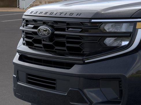 New 2026 Ford Expedition Max Platinum w/ Stealth Appearance Package AWD/4WD image 17