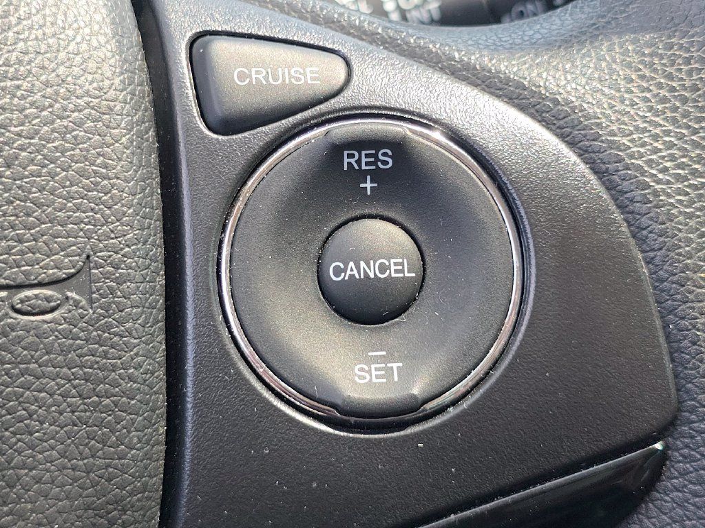 Used 2022 Honda HR-V LX image 28