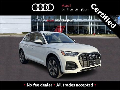 Certified 2025 Audi Q5 2.0T Premium w/ Convenience Plus Package image 1