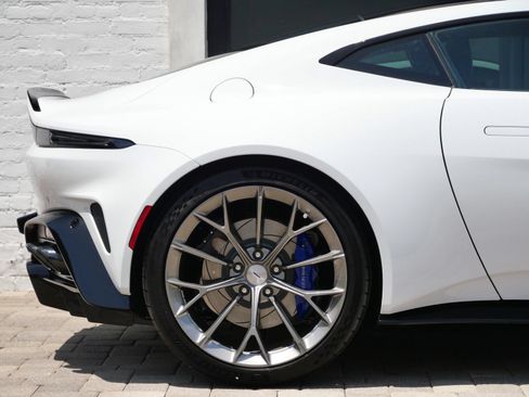 New 2026 Aston Martin V8 Vantage S RWD image 16