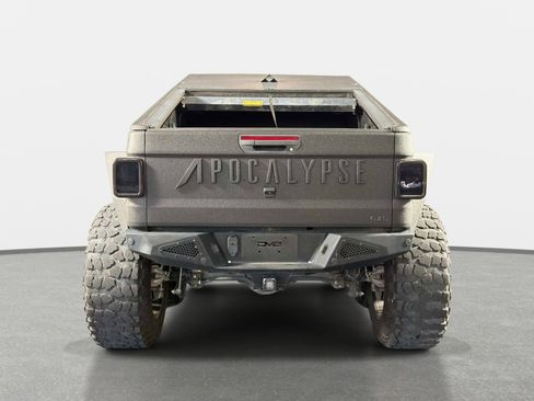 Used 2021 Jeep Gladiator Overland w/ Popular Equipment Package AWD/4WD image 23