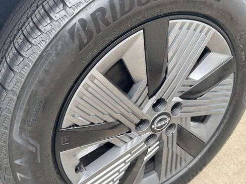 Certified 2025 Nissan Murano SL image 10