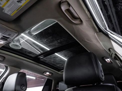 Used 2017 Buick Envision Essence FWD image 5