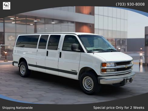 Used 2000 Chevrolet Express 3500 Extended Passenger w/ LS Preferred Equipment Group RWD image 2
