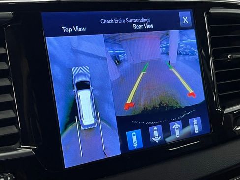 Used 2017 Chrysler Pacifica Touring-L Plus w/ Advanced Safetytec Group image 27