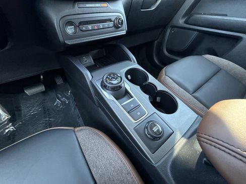 Used 2025 Ford Bronco Sport Outer Banks w/ Outer Banks Tech Package+ AWD/4WD image 21
