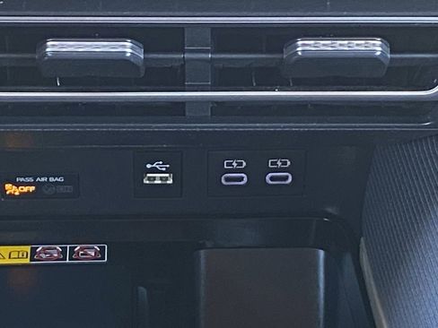 Certified 2025 Toyota Camry SE image 33