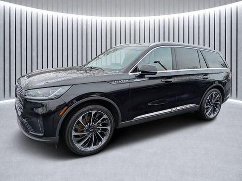 New 2025 Lincoln Aviator Reserve w/ Equipment Group 201A image 6