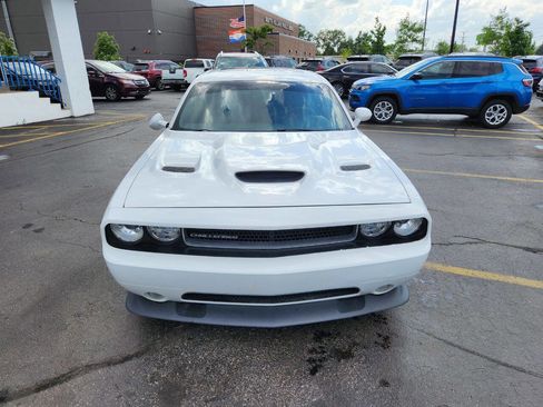 Used 2012 Dodge Challenger SRT8 w/ Premium Sound Group image 5