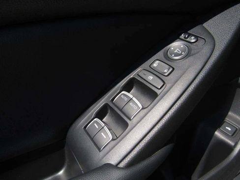 Used 2021 Honda Accord Touring image 22