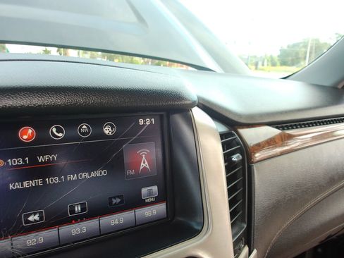 Used 2015 GMC Yukon XL Denali w/ Open Road Package RWD image 19