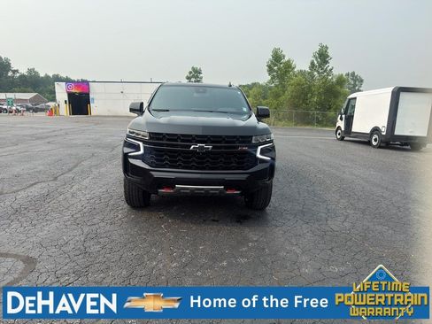 Used 2023 Chevrolet Tahoe Z71 w/ Luxury Package AWD/4WD image 9
