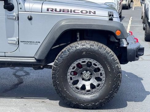 Used 2016 Jeep Wrangler Unlimited Rubicon AWD/4WD image 37