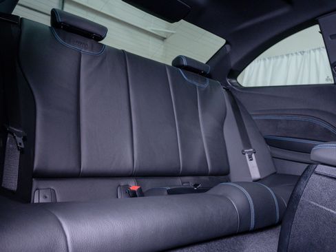 Used 2018 BMW M2 image 11