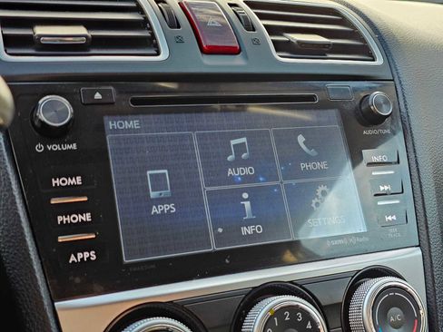 Used 2017 Subaru Crosstrek 2.0i Premium image 29