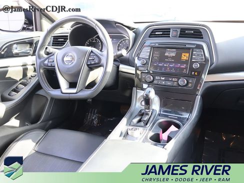 Used 2020 Nissan Maxima 3.5 SV w/ Floor Mat Group FWD image 13