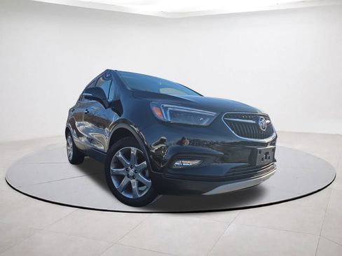 Used 2019 Buick Encore Essence w/ Experience Buick Package image 9