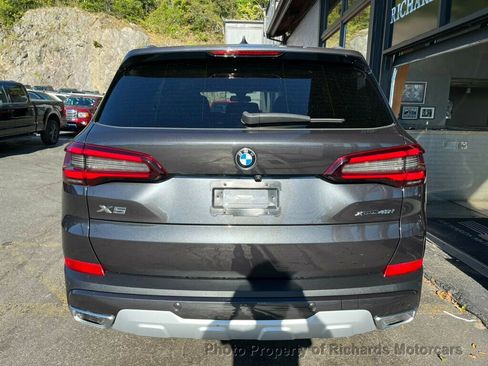 Used 2021 BMW X5 xDrive40i image 9