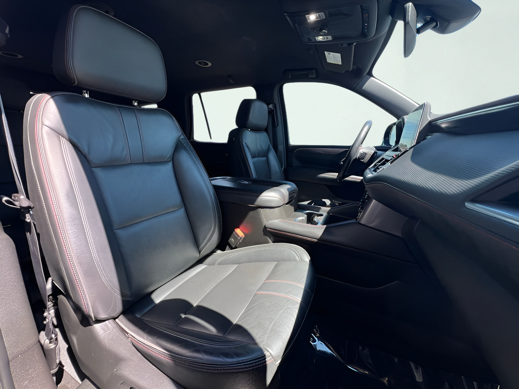 Used 2021 Chevrolet Tahoe RST AWD/4WD image 31