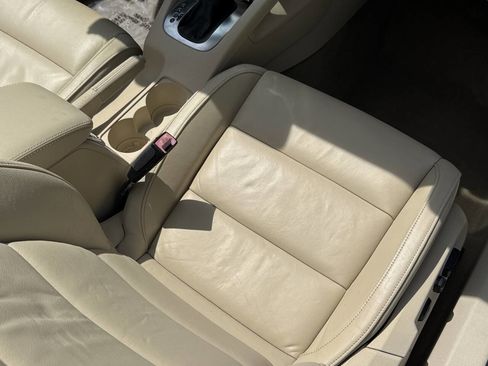 Used 2012 Volkswagen Eos Lux image 40