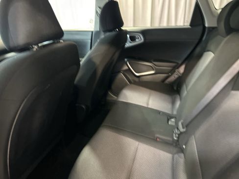 Used 2023 Kia Soul LX w/ Option Group 015 image 19