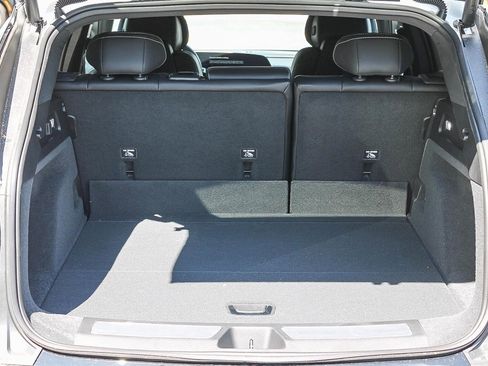 Used 2025 Cadillac Lyriq Sport image 29