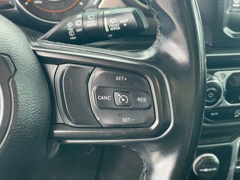 Used 2020 Jeep Wrangler Unlimited Sport S image 17