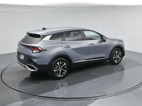 Used 2023 Kia Sportage EX image 42
