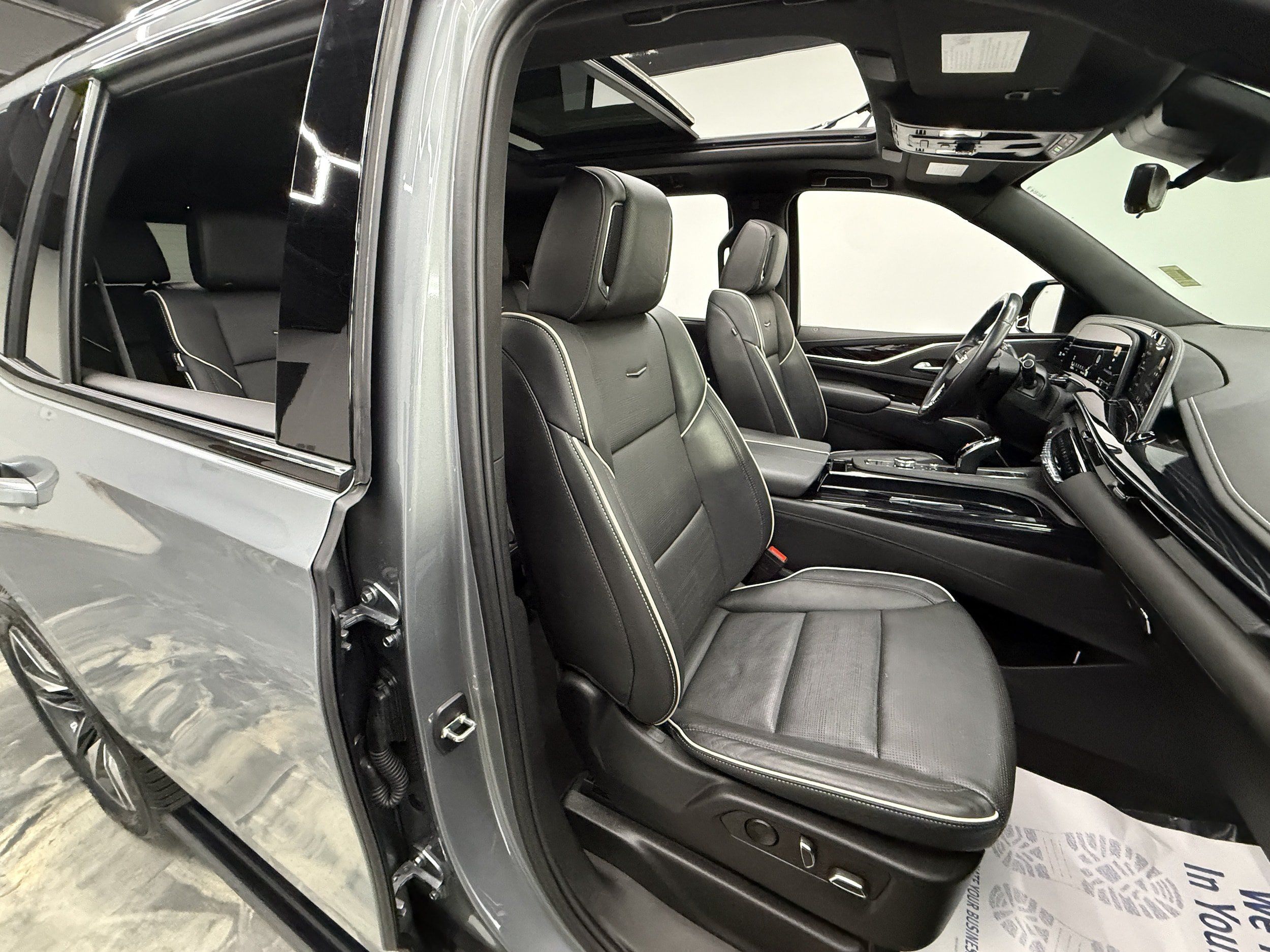 Used 2023 Cadillac Escalade Sport w/ Touring Package AWD/4WD image 24