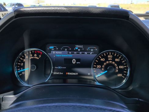 Used 2016 Ford F150 Lariat w/ Equipment Group 502A Luxury AWD/4WD image 20