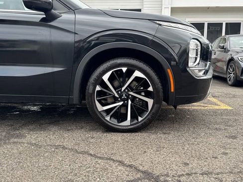 Used 2022 Mitsubishi Outlander SEL image 6