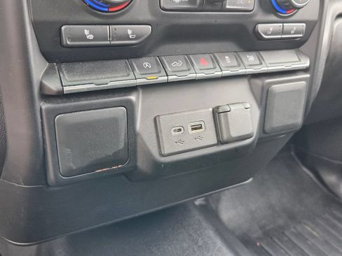 Used 2021 Chevrolet Silverado 1500 LT AWD/4WD image 22