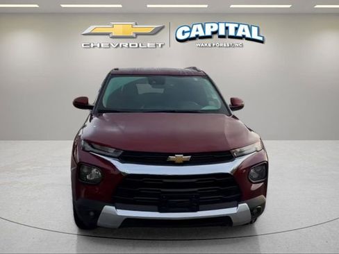 Used 2023 Chevrolet TrailBlazer LT w/ Convenience Package AWD/4WD image 8