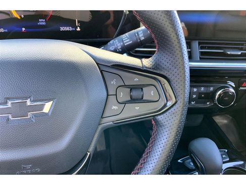 Used 2024 Chevrolet Trax RS w/ Driver Confidence Package image 18