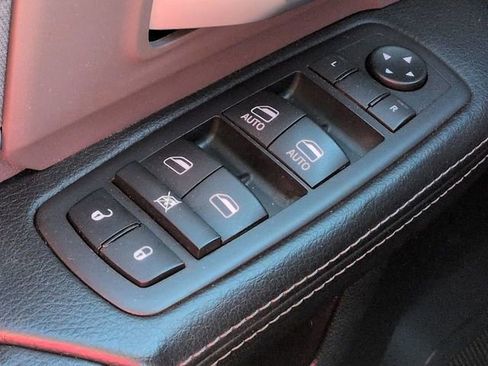 Used 2019 RAM 3500 Big Horn image 26