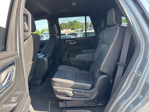 Used 2024 Chevrolet Tahoe Premier AWD/4WD image 23