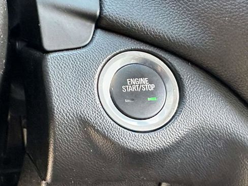 Used 2020 Chevrolet Equinox LT image 9